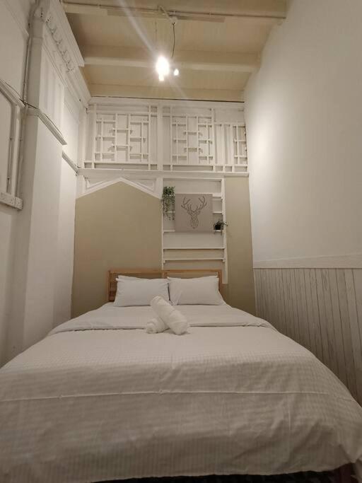 Unesco Bohemian Style Heritage House At 5br 14 Pax * George Town