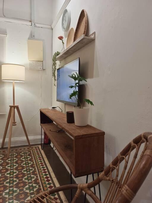 Unesco Bohemian Style Heritage House At 5br 14 Pax * George Town