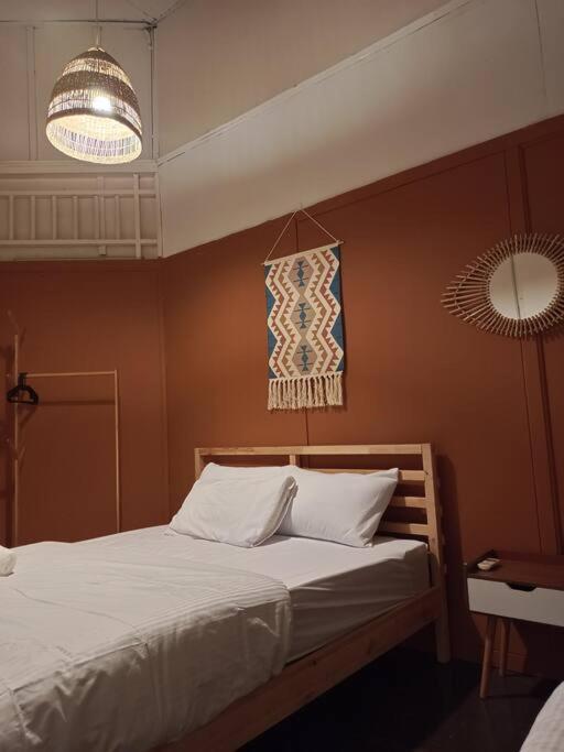 Unesco Bohemian Style Heritage House At 5br 14 Pax * George Town