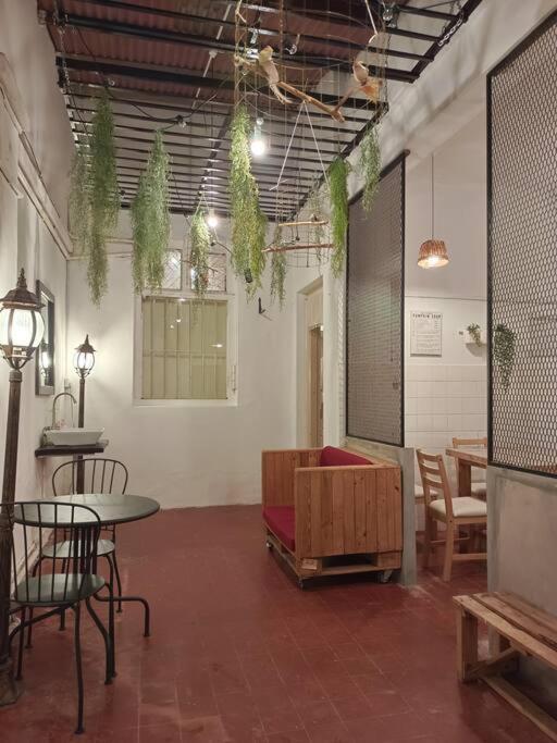 Holiday home Unesco Bohemian Style Heritage House At 5br 14 Pax George Town
